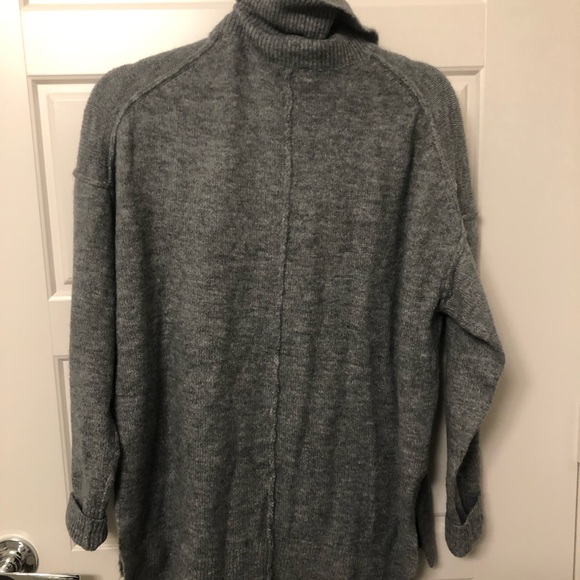 Oversized sweater. New with tags. - Picture 3 of 4